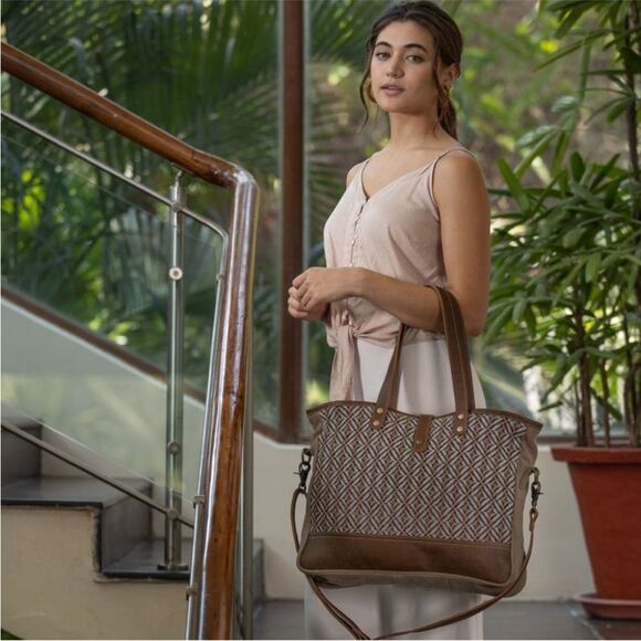 Myra Bag Handmade Exquisite Move Weekender Bag Upcycled NWT One Size - Picture 1 of 16
